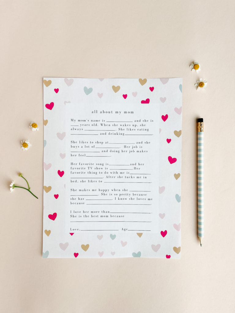 Free Mother's Day Interview Printable with cute hearts 